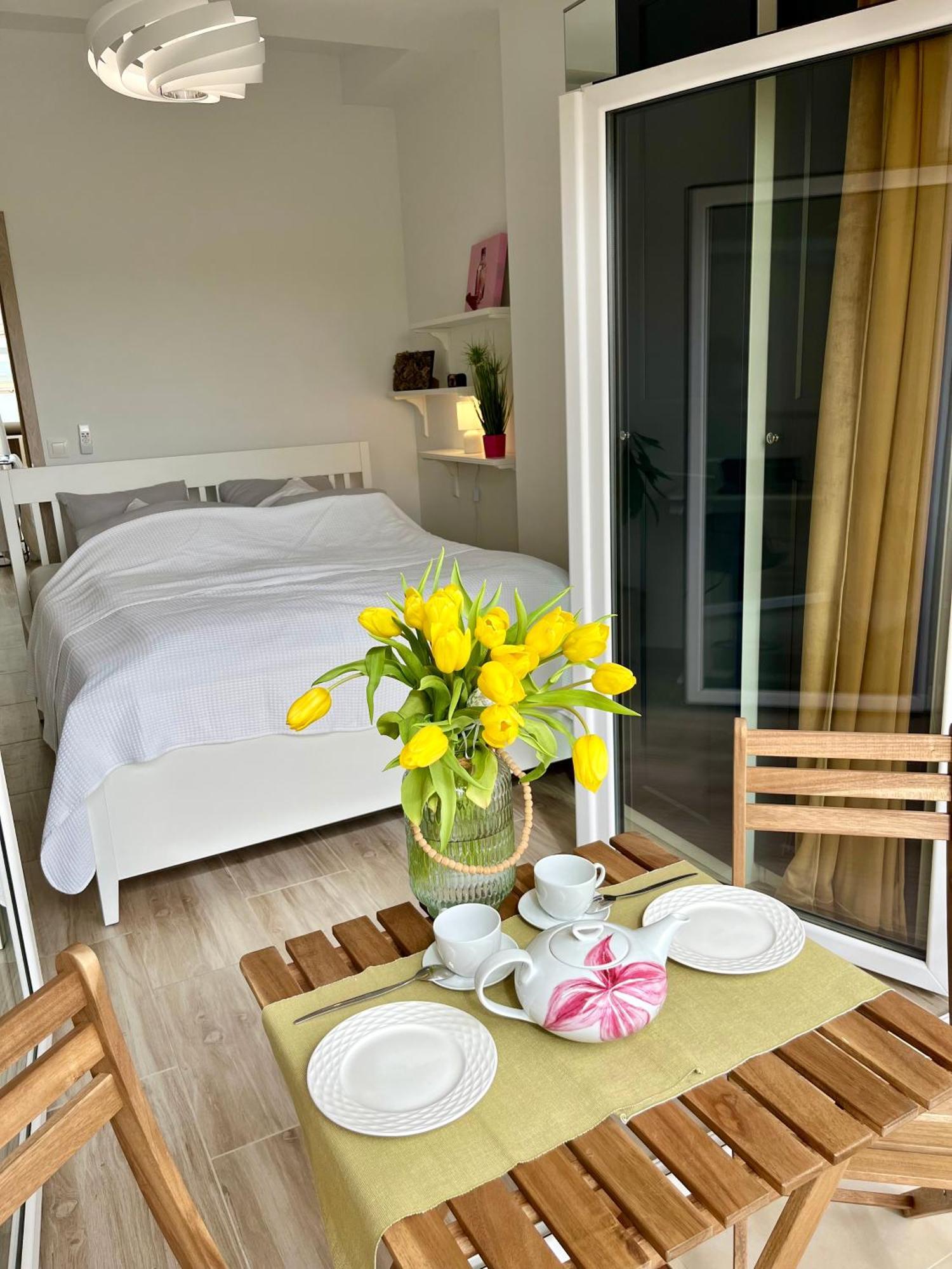 Feelhome Apartment With Kitchen Краков Экстерьер фото